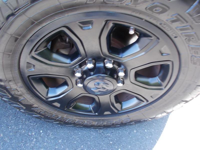 Used 2016 RAM 2500 Lone Star w/ Black Appearance Group AWD/4WD image 19