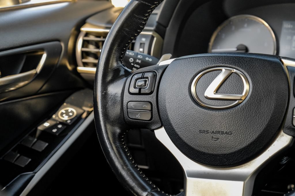 Used 2017 Lexus IS 200t RWD image 16