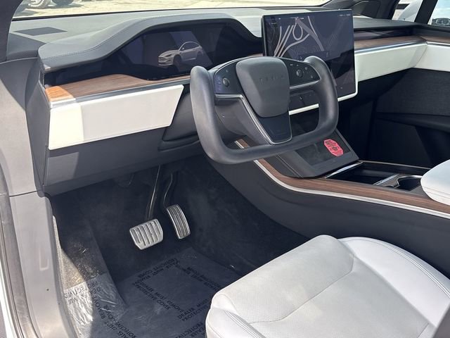 Used 2022 Tesla Model X image 21