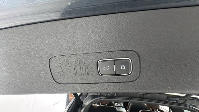 Used 2021 Lincoln Aviator Reserve w/ Equipment Group 201A image 17