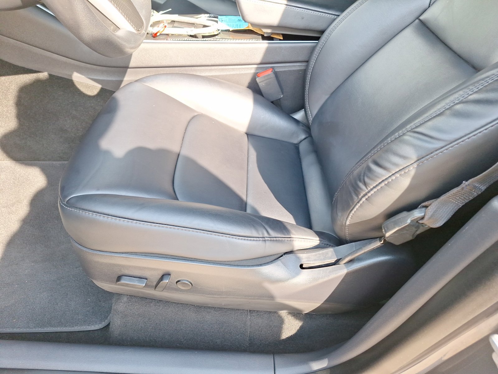 Used 2020 Tesla Model Y Long Range AWD/4WD image 16