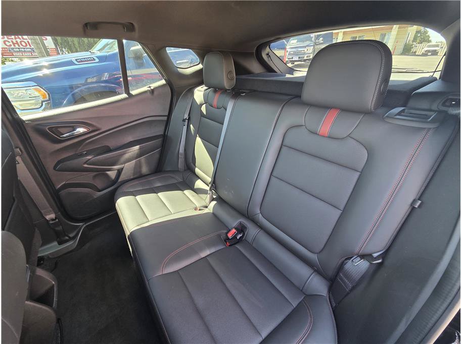 Used 2024 Chevrolet Trax RS w/ Sunroof Package FWD image 10