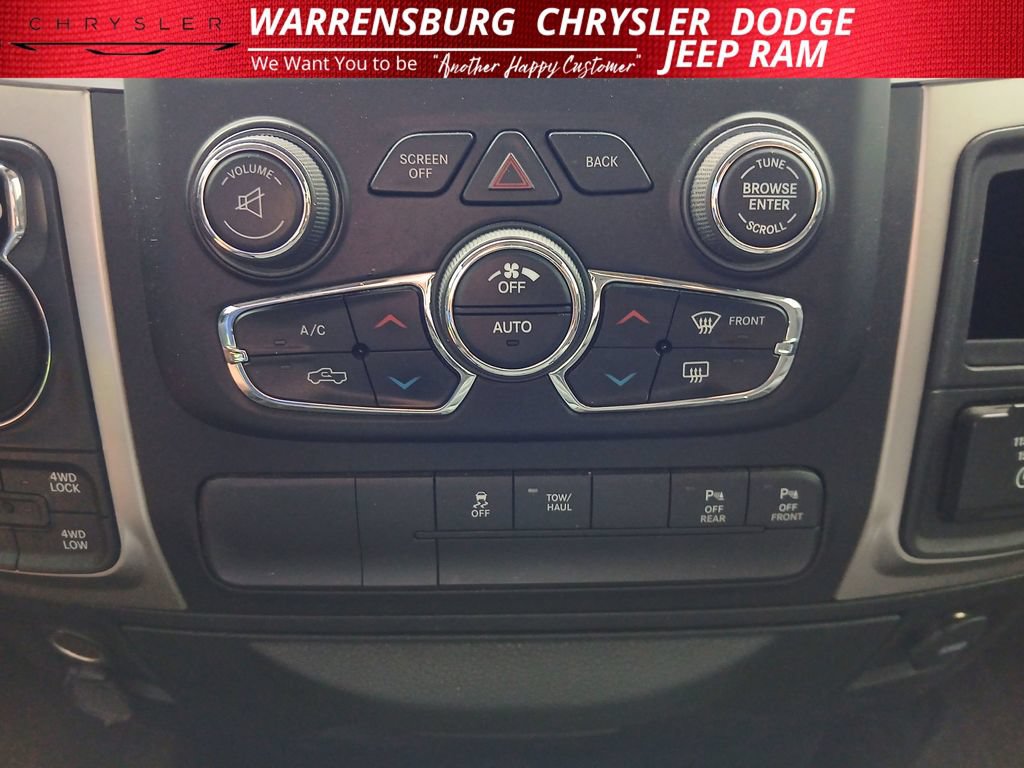 Used 2017 RAM 1500 Big Horn AWD/4WD image 18