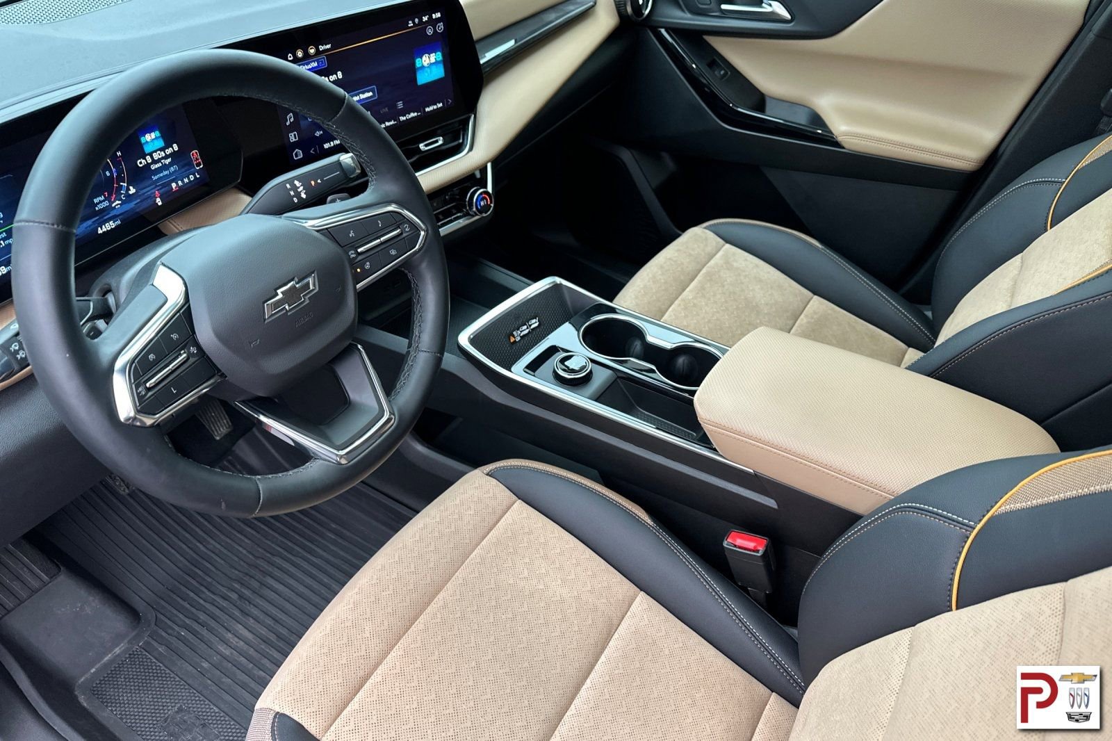 Used 2025 Chevrolet Equinox ACTIV w/ Convenience Package III image 10