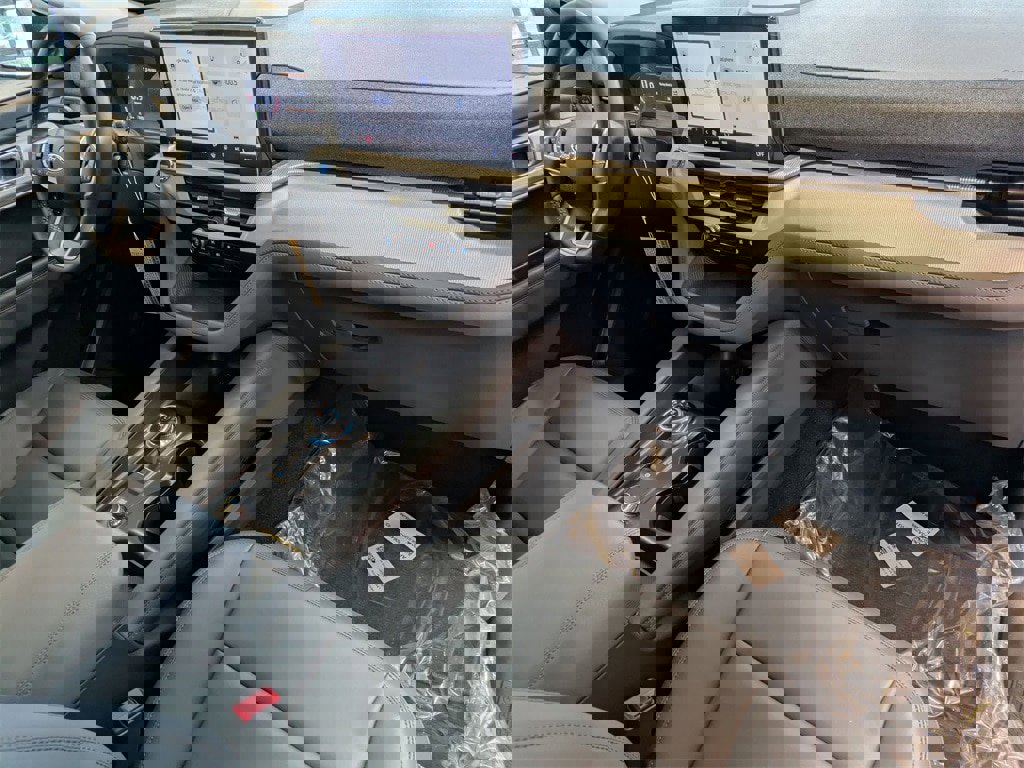 New 2026 Ford Explorer Active w/ Active Comfort Package image 21