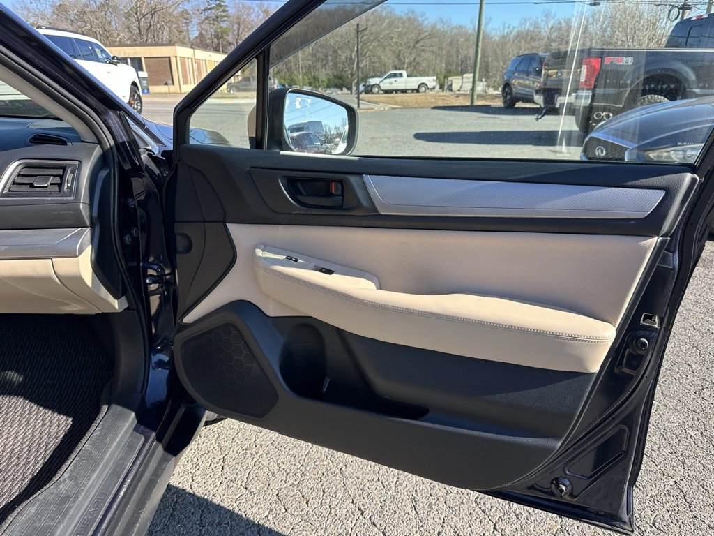 Used 2018 Subaru Outback 2.5i image 16