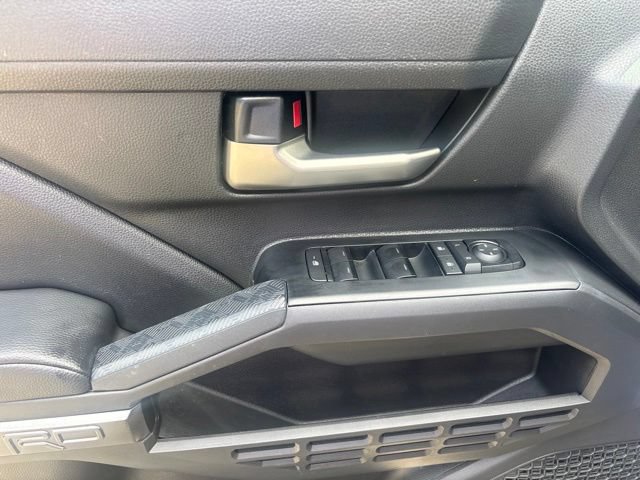 Used 2025 Toyota Tacoma TRD Off-Road w/ TRD Off Road Upgrade Package AWD/4WD image 4
