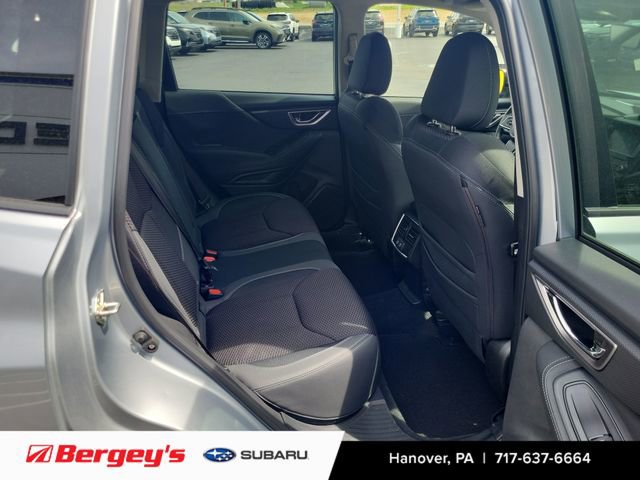 Used 2022 Subaru Forester Premium image 10