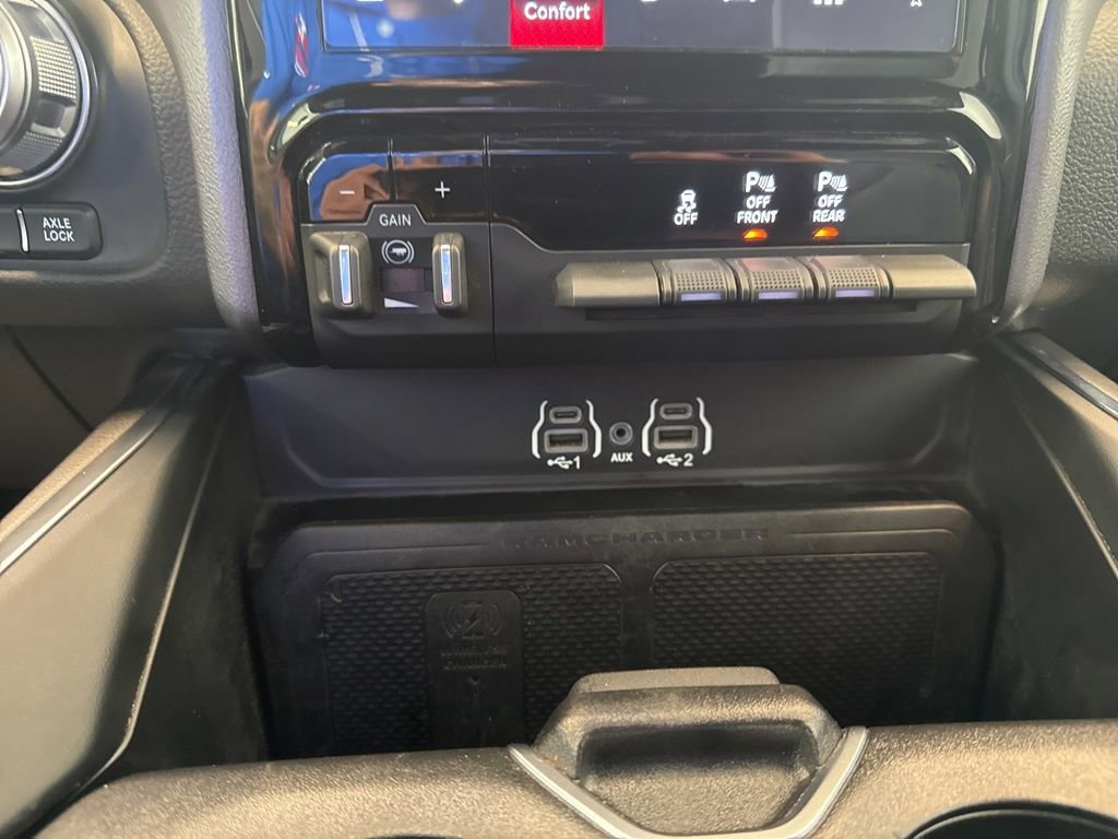 Used 2025 RAM 1500 Laramie w/ Laramie Southwest Edition AWD/4WD image 16