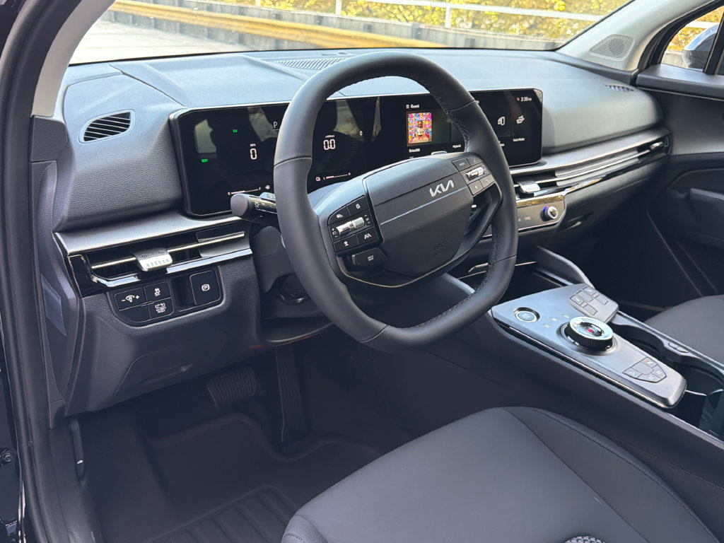 New 2027 Kia Sportage S FWD image 18