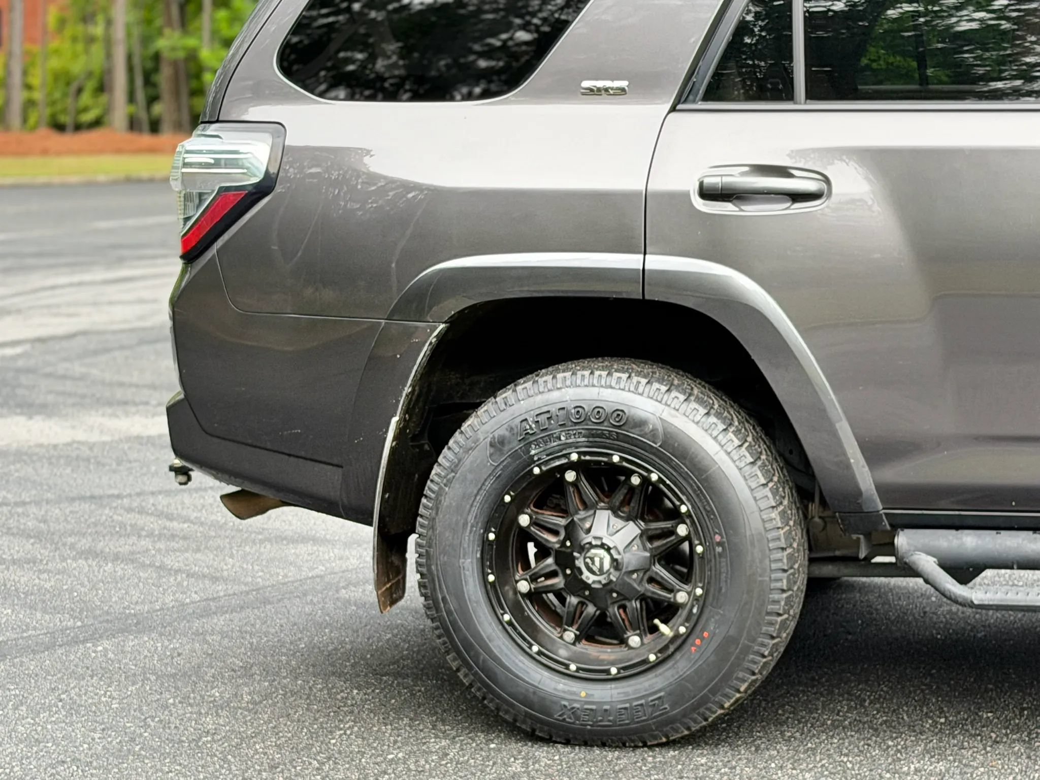 Used 2016 Toyota 4Runner SR5 AWD/4WD image 7