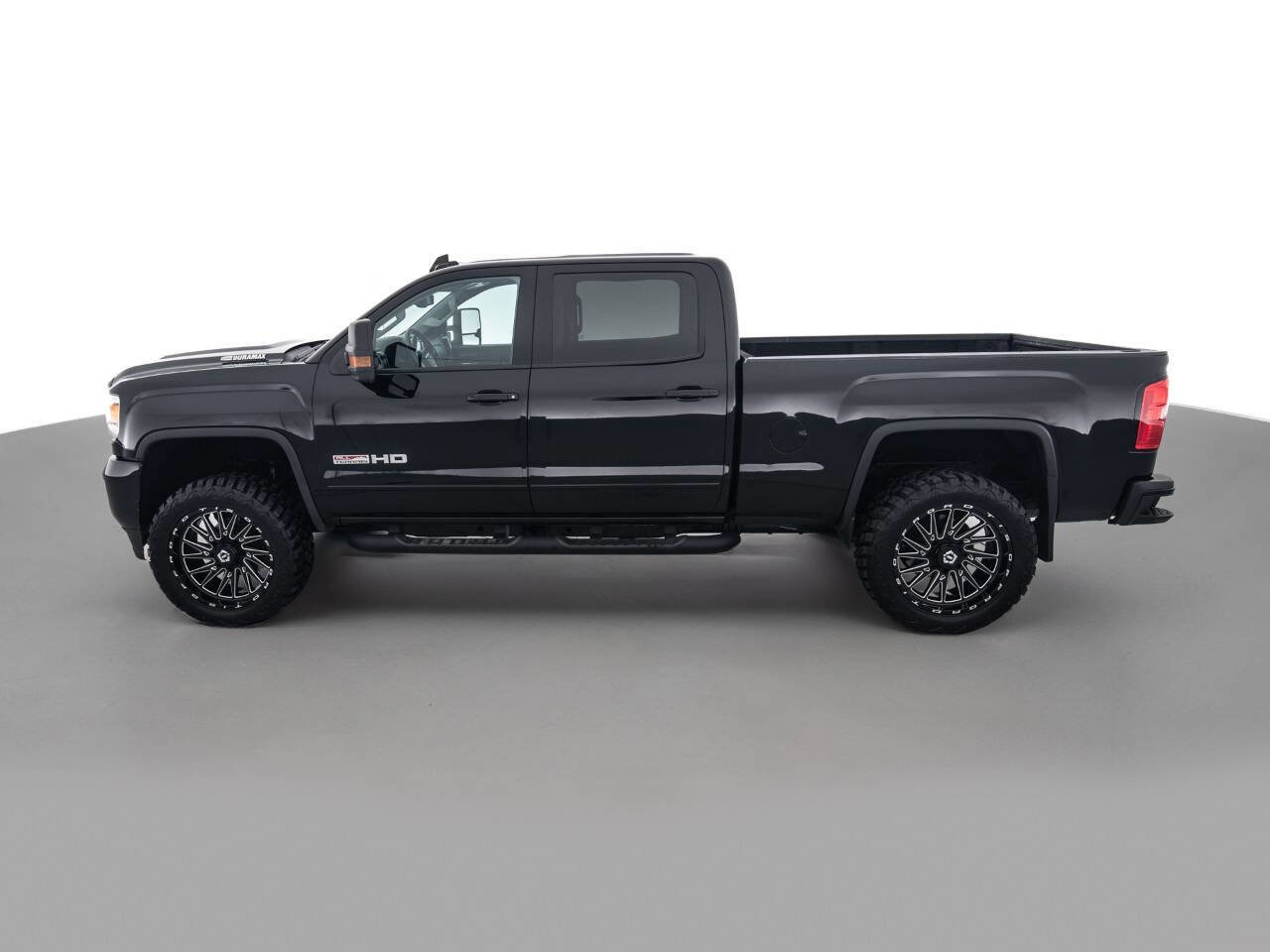Used 2018 GMC Sierra 2500 SLT image 8