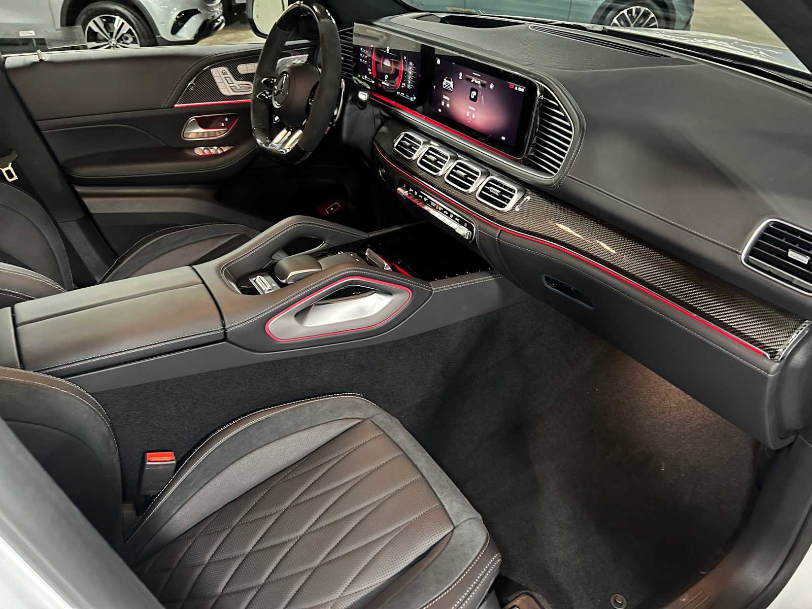 New 2026 Mercedes-Benz GLE 63 AMG S image 12