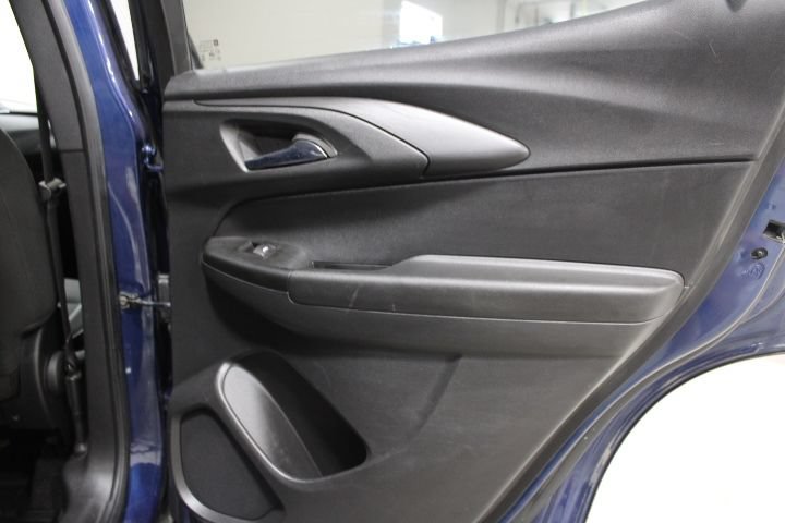 Used 2022 Chevrolet TrailBlazer LT AWD/4WD image 25