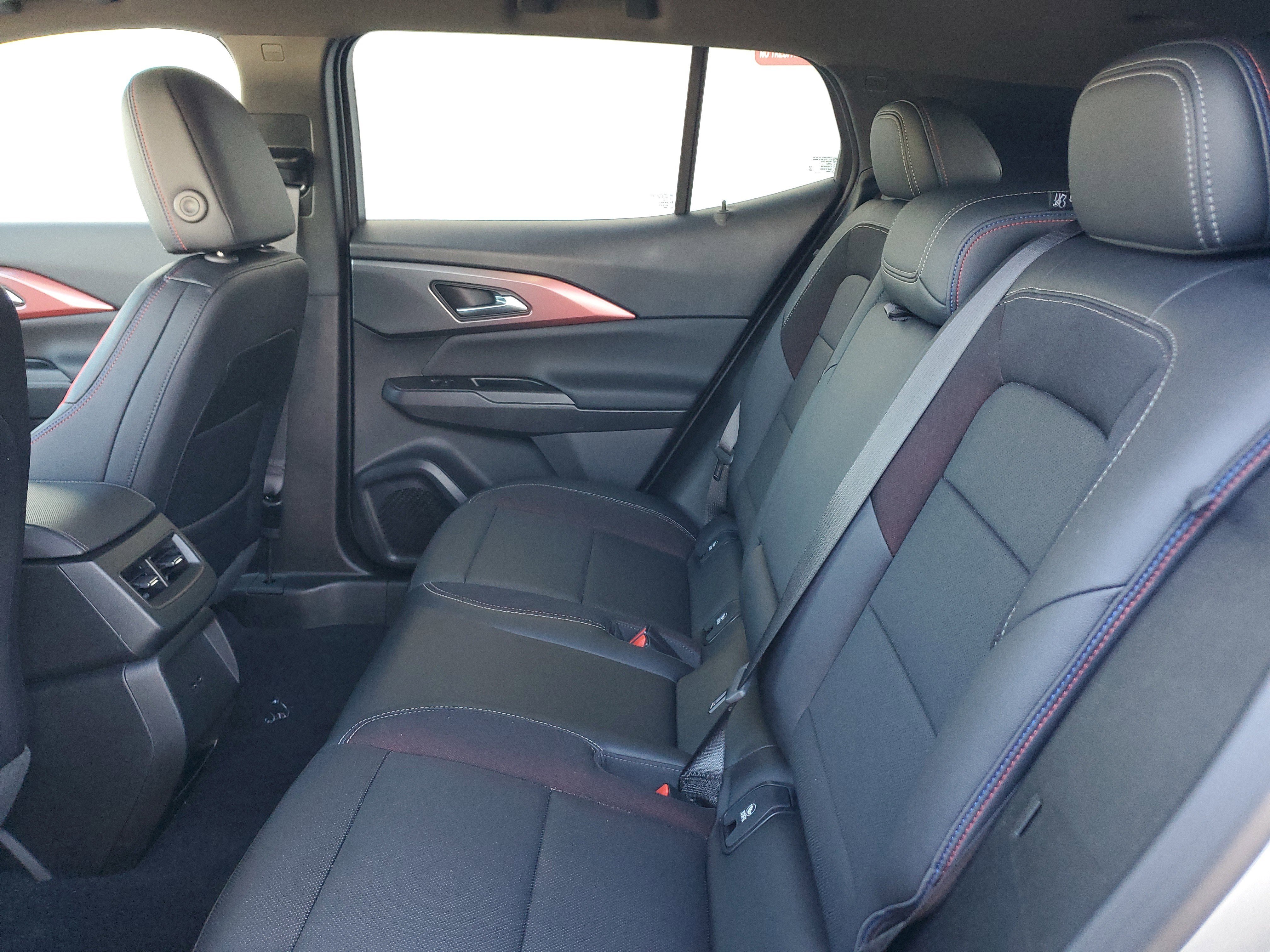 Used 2025 Chevrolet Equinox EV RS image 14