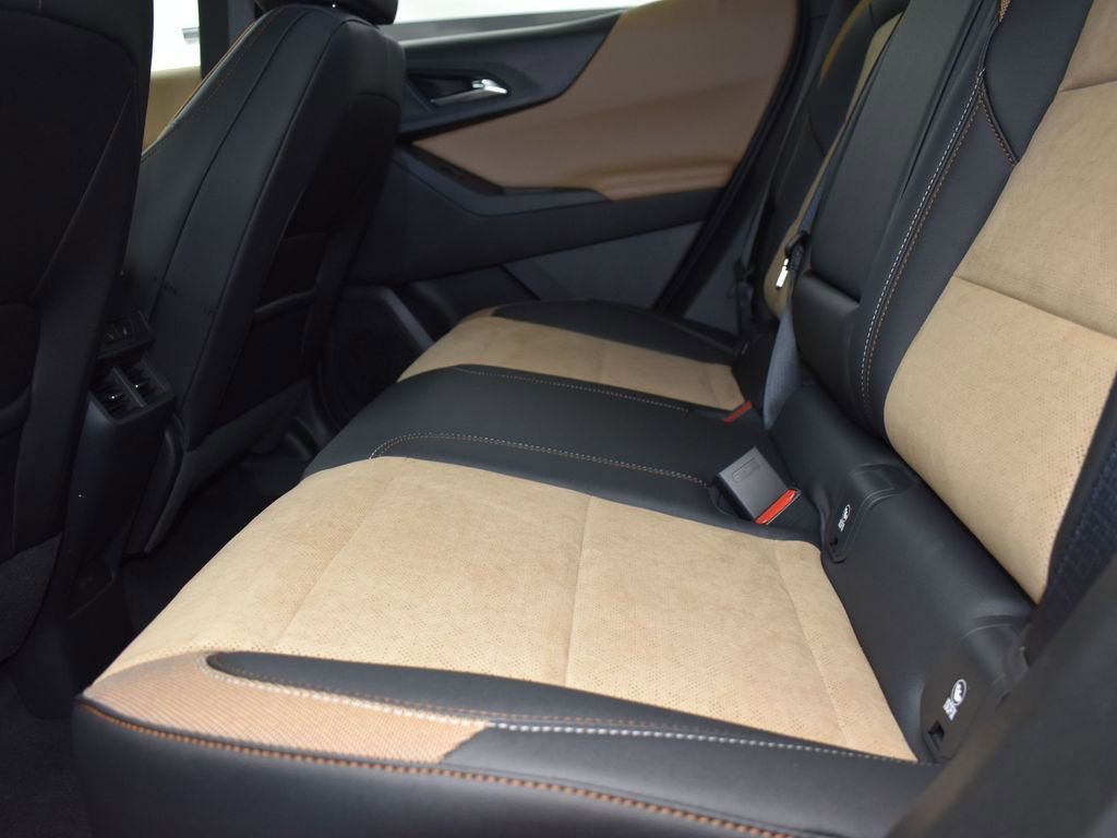 New 2026 Chevrolet Equinox ACTIV w/ Convenience Package III AWD/4WD image 16