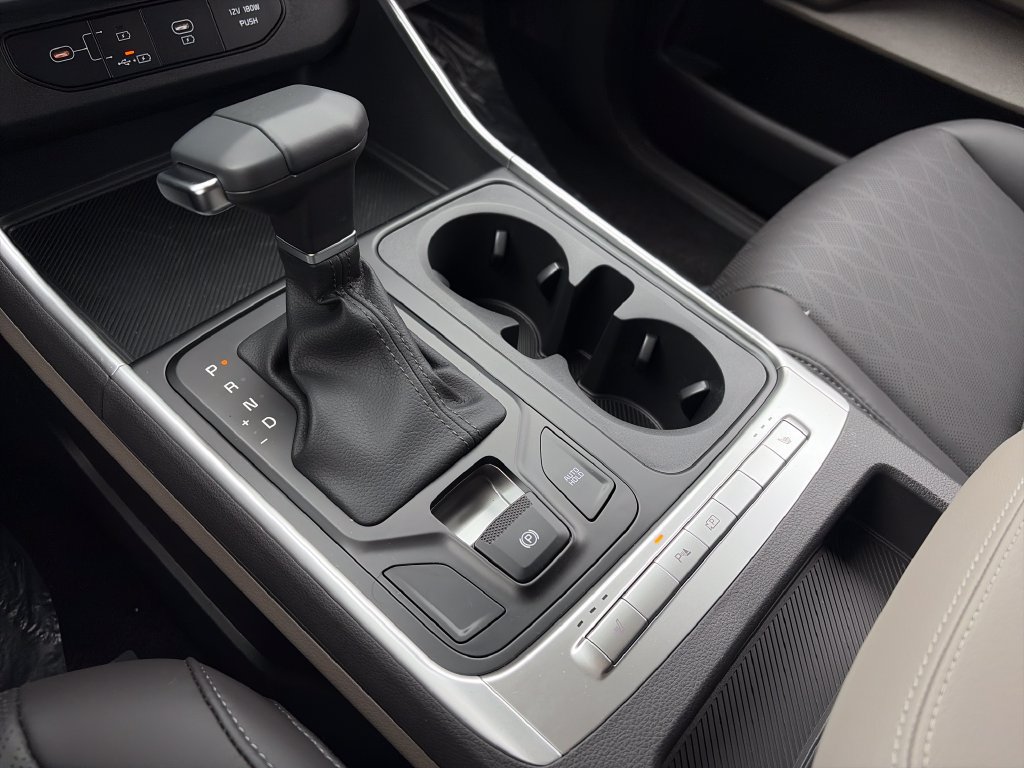 New 2027 Kia Carnival FWD image 22
