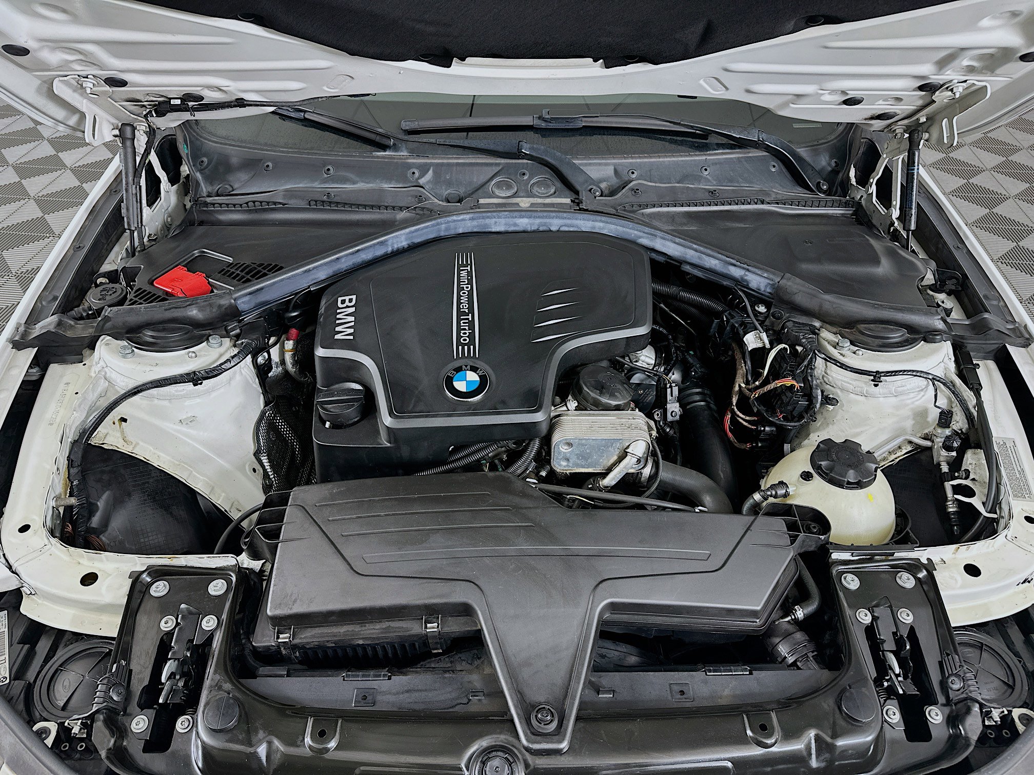 Used 2013 BMW 320i Sedan RWD image 31