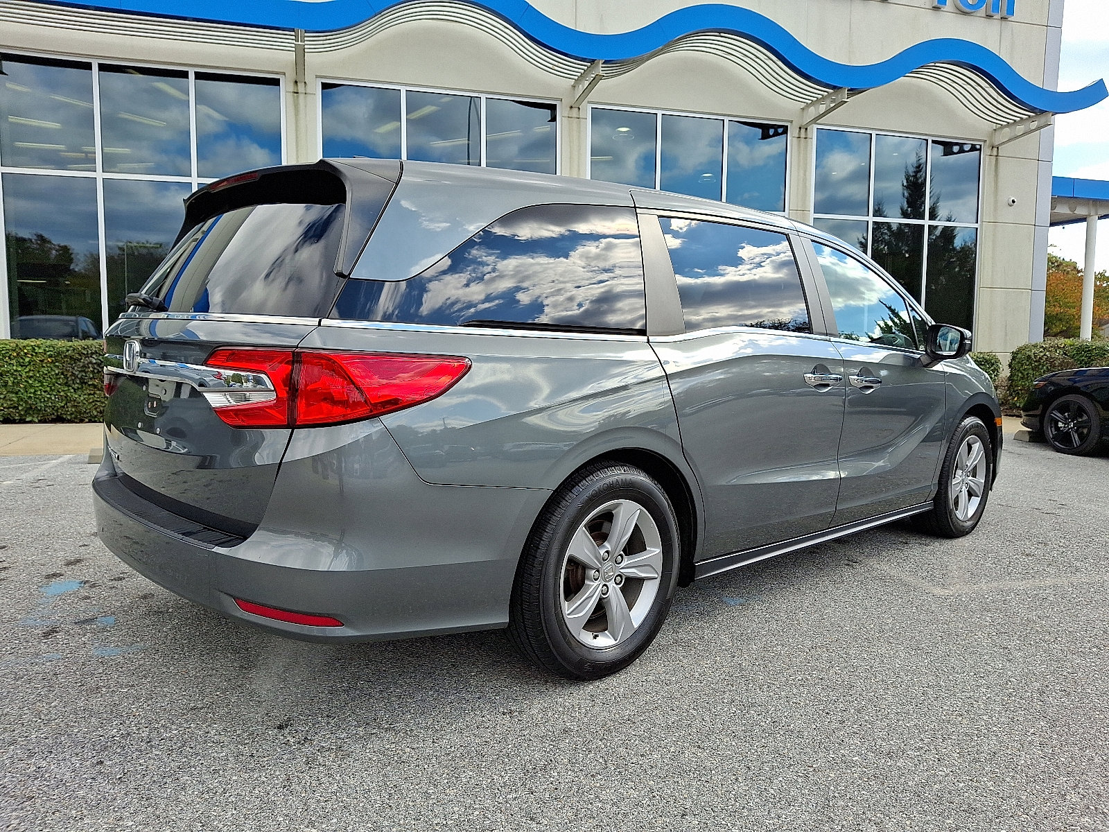 Used 2018 Honda Odyssey EX-L image 6