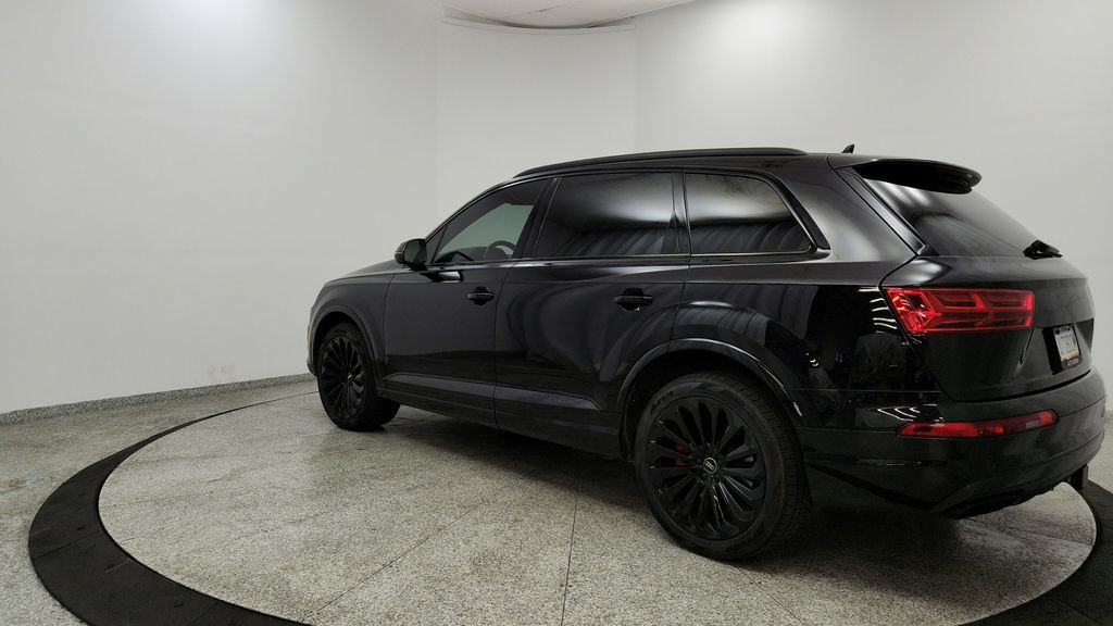 Used 2018 Audi Q7 3.0T Prestige w/ Prestige Package AWD/4WD image 3