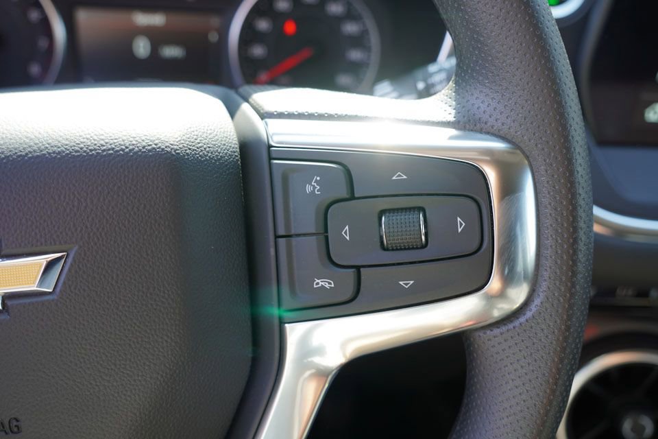 Certified 2025 Chevrolet Blazer LT image 28