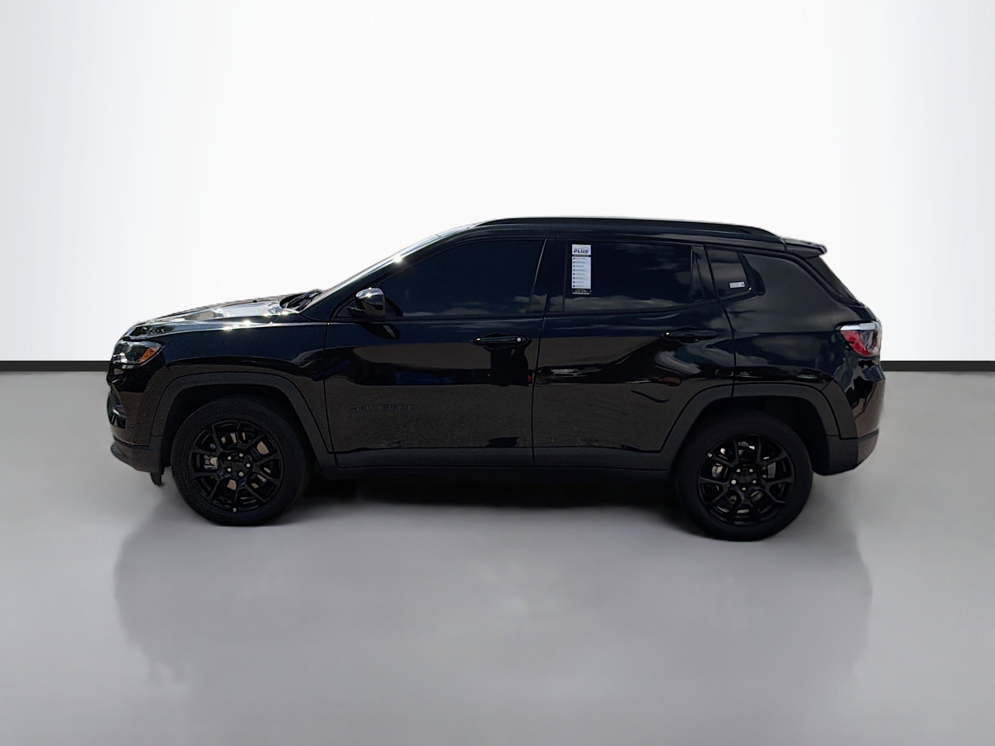 Used 2024 Jeep Compass Latitude w/ Altitude Special Edition image 6