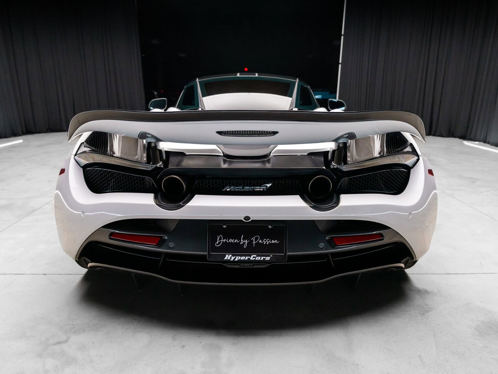 Used 2019 McLaren 720S Performance RWD image 13