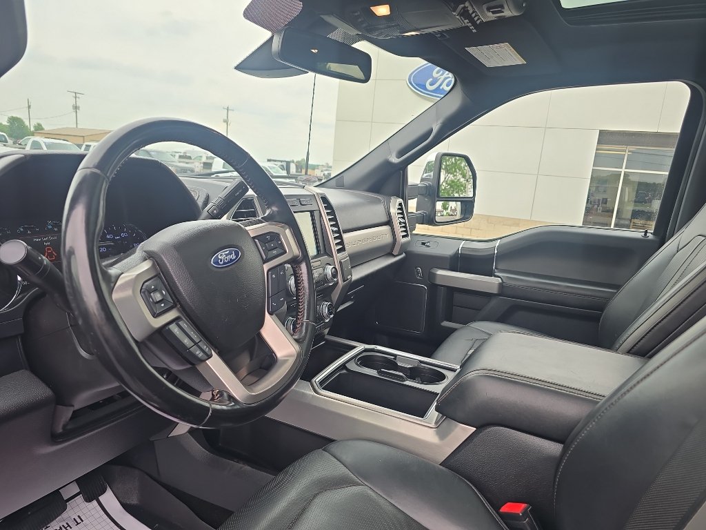 Used 2018 Ford F250 Platinum w/ Platinum Ultimate Package AWD/4WD image 19