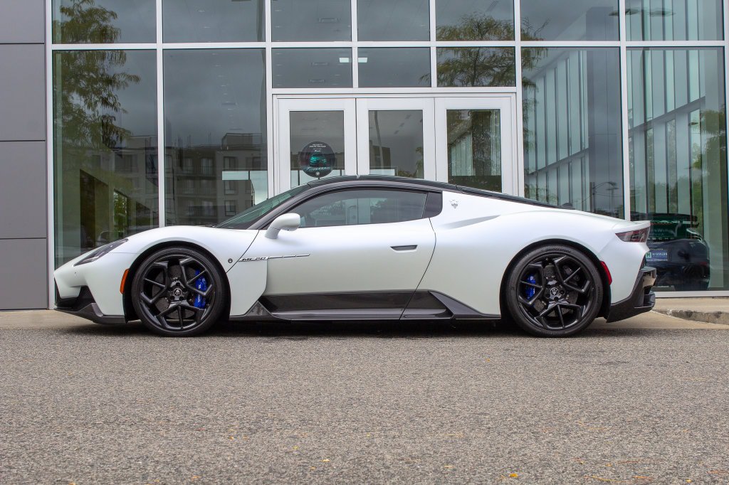 Used 2022 Maserati MC20 Coupe RWD image 7