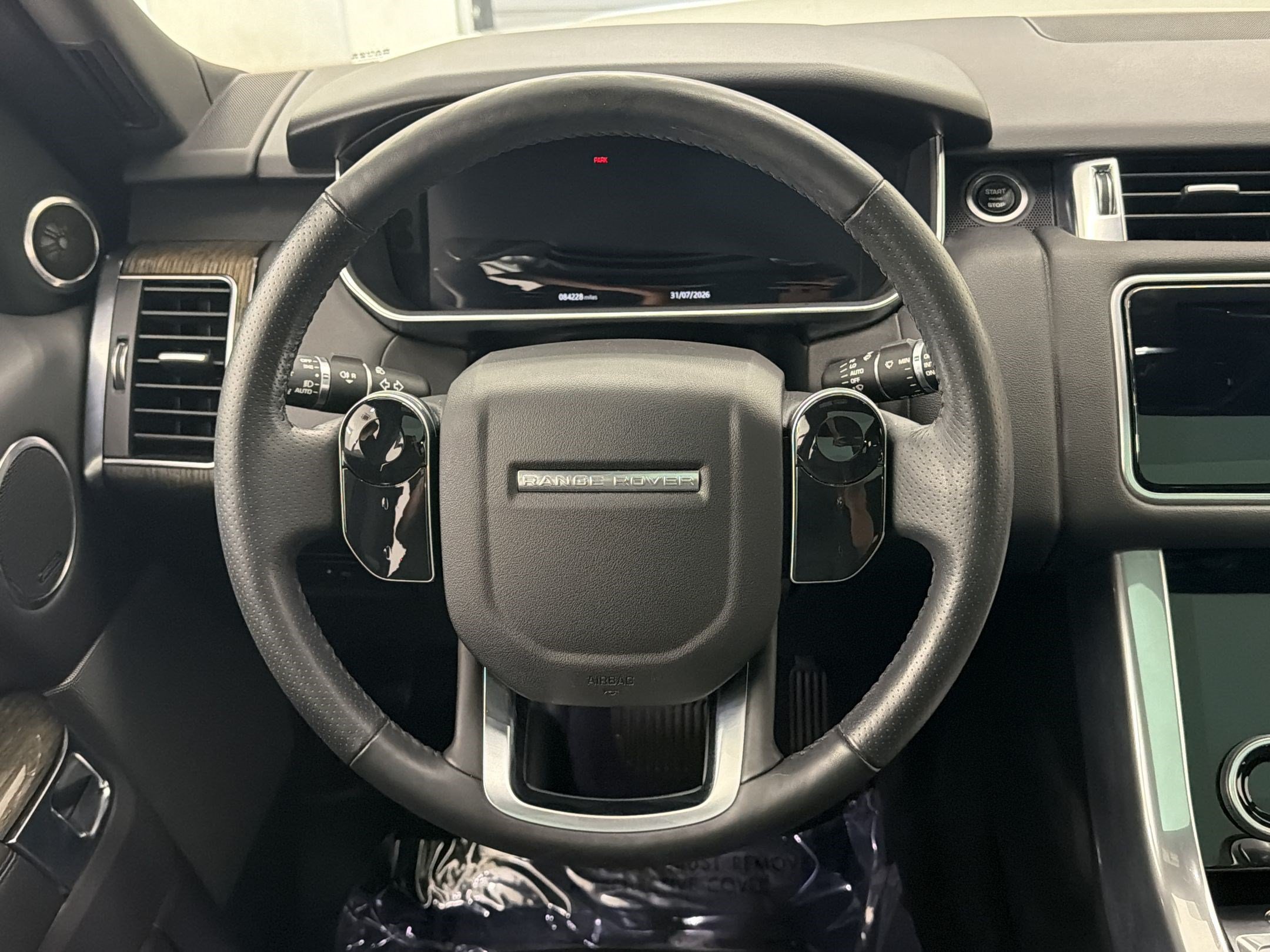Used 2020 Land Rover Range Rover Sport SE AWD/4WD image 11