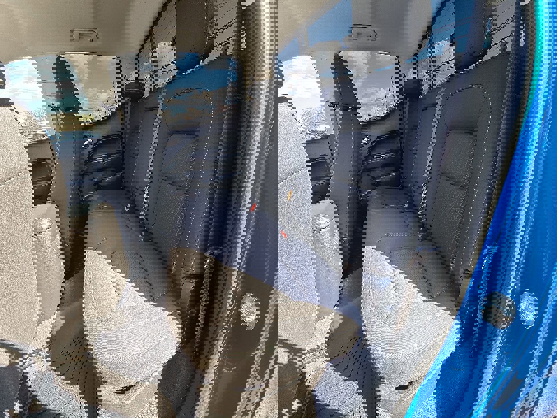 Used 2022 GMC Canyon Elevation w/ Trailering Package image 23