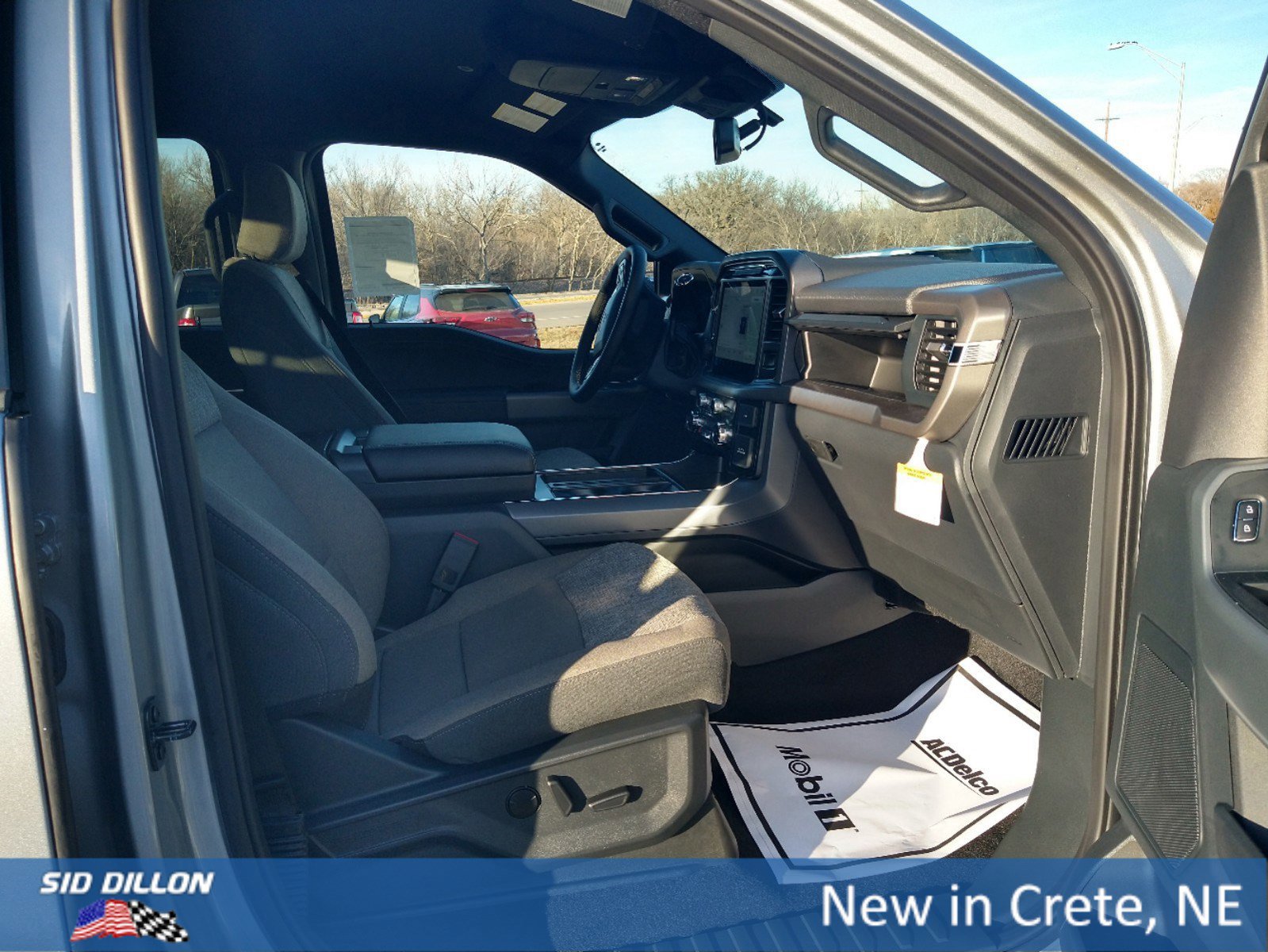 New 2025 Ford F150 XLT w/ Equipment Group 302A MID image 4