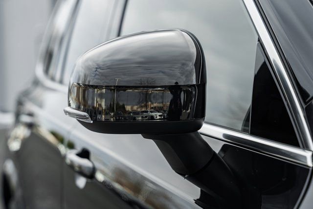 Certified 2025 Volvo XC90 T8 Core w/ Climate Package image 14