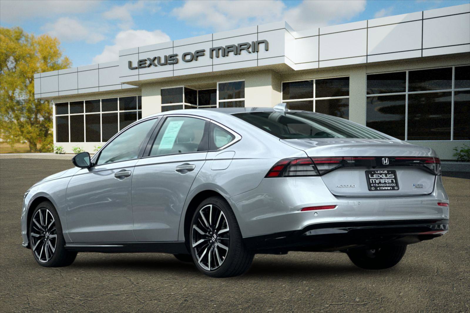 Used 2023 Honda Accord Touring image 3