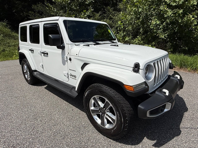 Used 2022 Jeep Wrangler Unlimited Sahara w/ LED Lighting Group AWD/4WD image 4