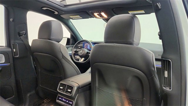 Used 2025 Mercedes-Benz GLS 450 4MATIC image 26