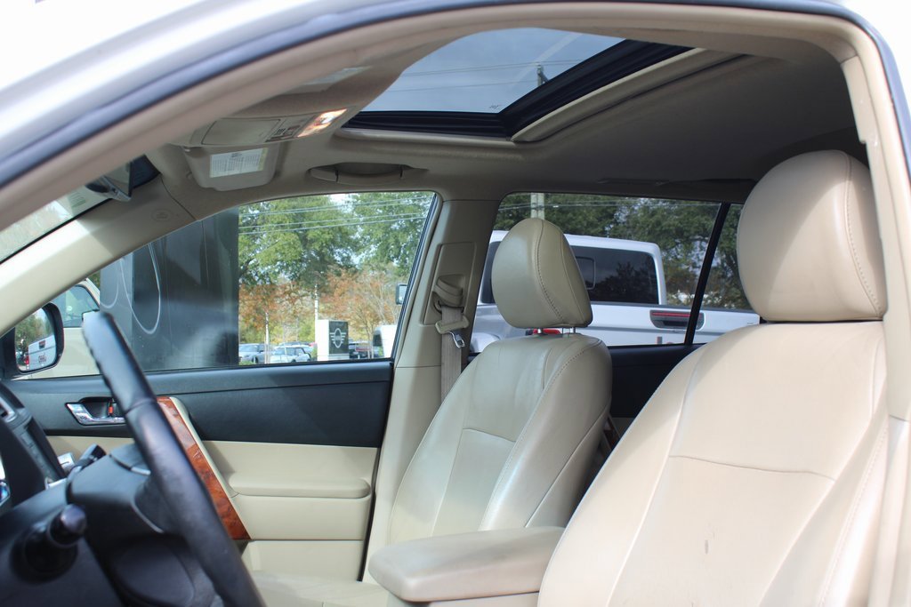 Used 2012 Toyota Highlander Limited image 7