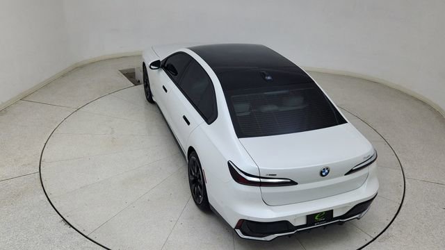 Used 2025 BMW 740i xDrive image 80