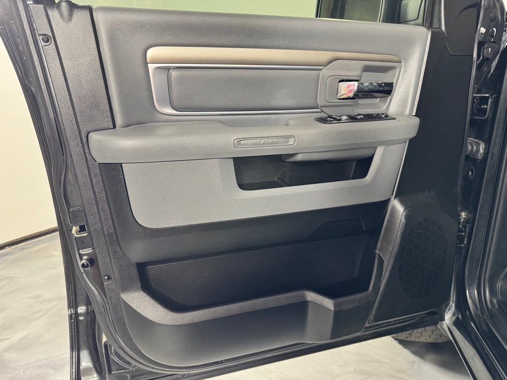 Used 2019 RAM 1500 Big Horn AWD/4WD image 12