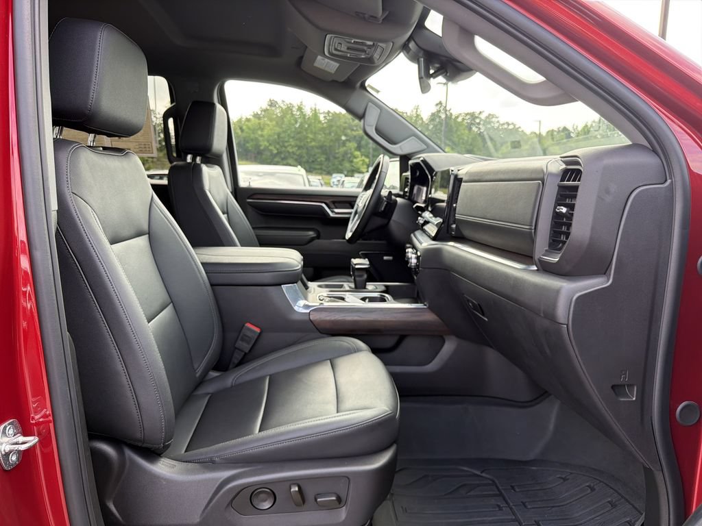 Used 2024 GMC Sierra 1500 SLT w/ SLT Premium Plus Package AWD/4WD image 24