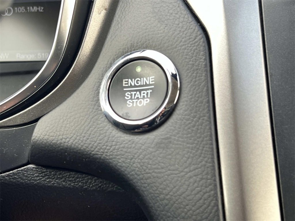 Used 2019 Ford Fusion SE image 22