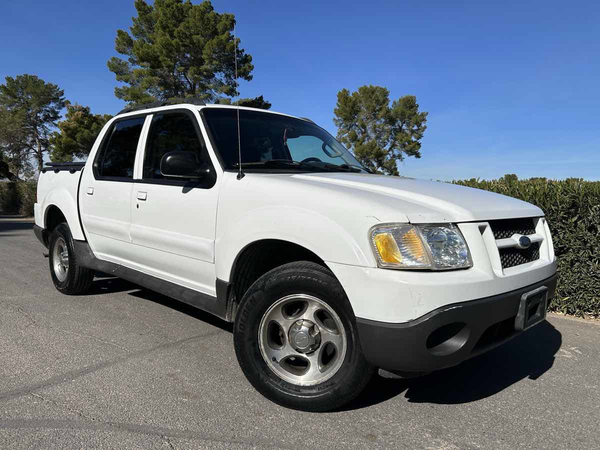 Used 2005 Ford Explorer Sport Trac XLT RWD image 4