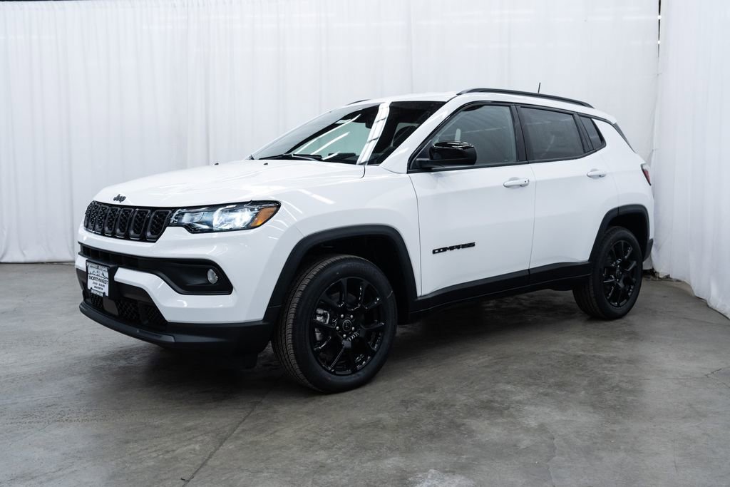 New 2026 Jeep Compass Latitude image 3