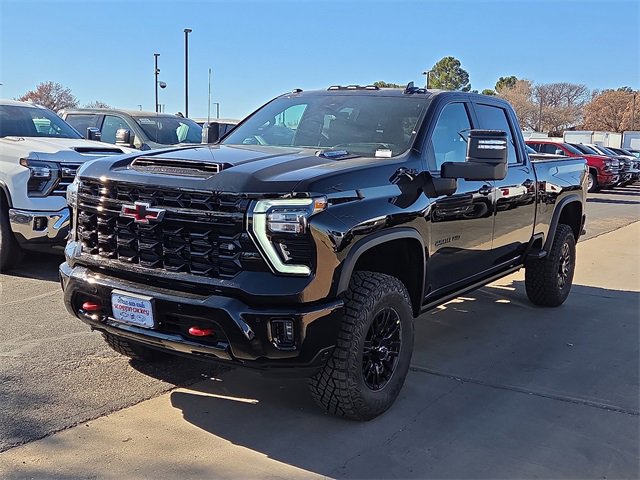 New 2026 Chevrolet Silverado 2500 ZR2 w/ LPO, Dark Essentials Package