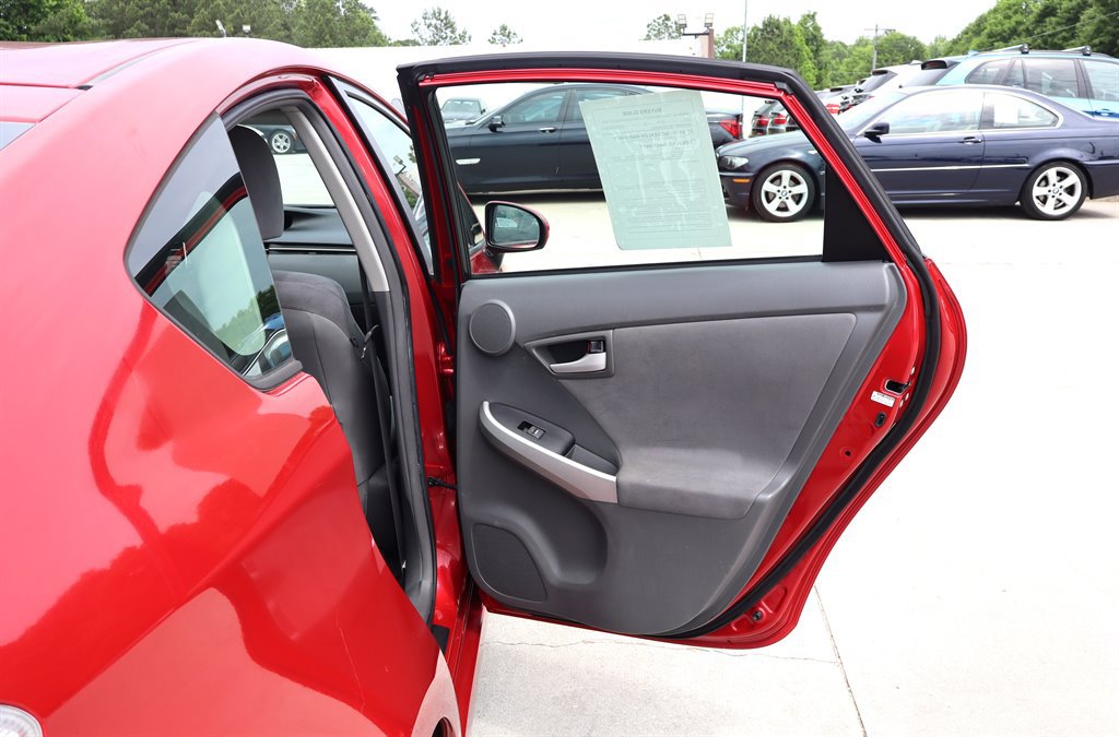 Used 2010 Toyota Prius Three FWD image 29