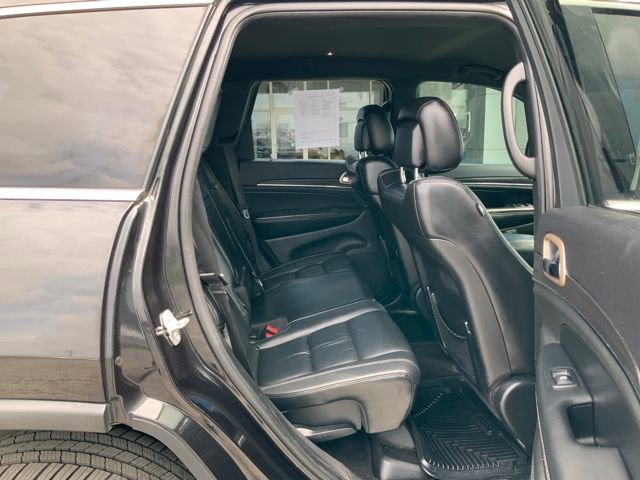 Used 2016 Jeep Grand Cherokee Limited AWD/4WD image 18