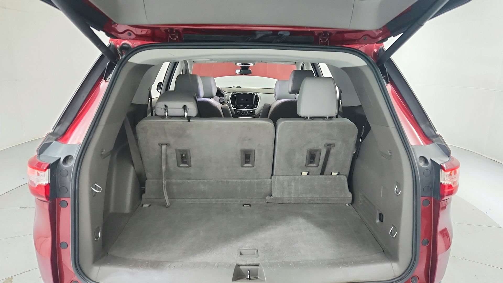 Used 2019 Chevrolet Traverse LT w/ LT Premium Package FWD image 27