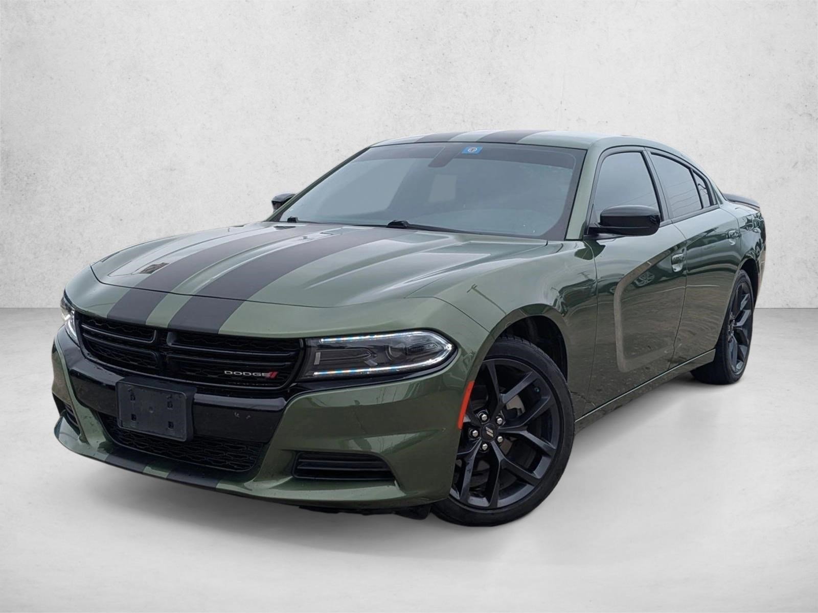 Used 2022 Dodge Charger SXT w/ Blacktop Package