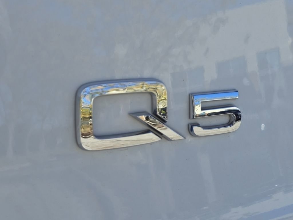 Used 2020 Audi Q5 2.0T Premium image 12