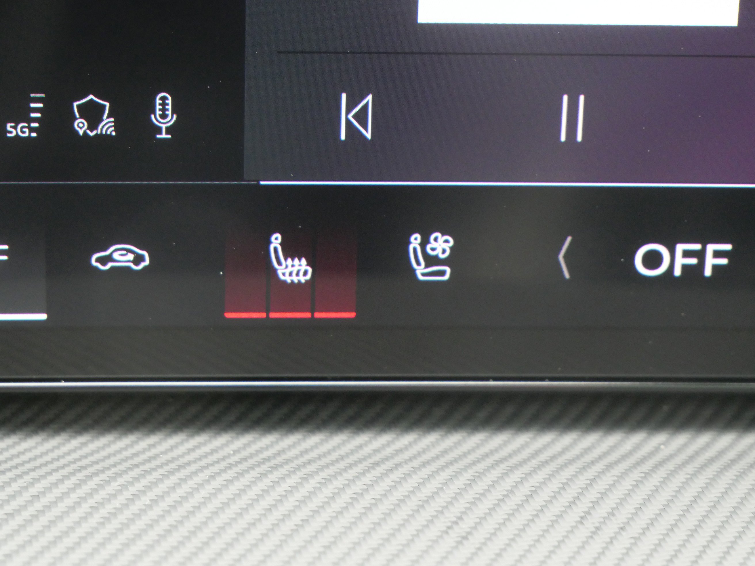 Used 2025 Audi SQ5 Premium Plus image 29